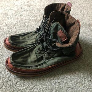 Men’s Toms searcher boot size 10